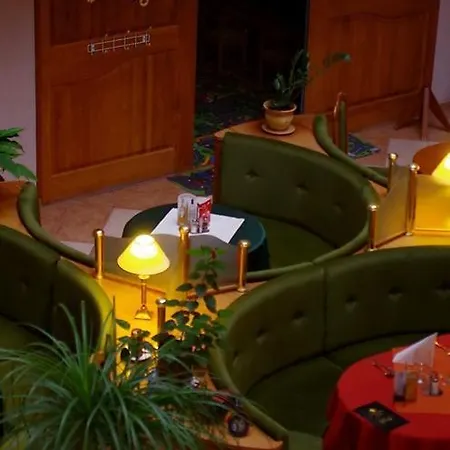 Atrium Hotel 3*